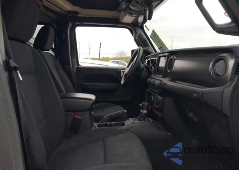 2022 Jeep Gladiator Willys 4X4 z USA, uszkodzony, nr VIN 1C6JJTAM0NL130538